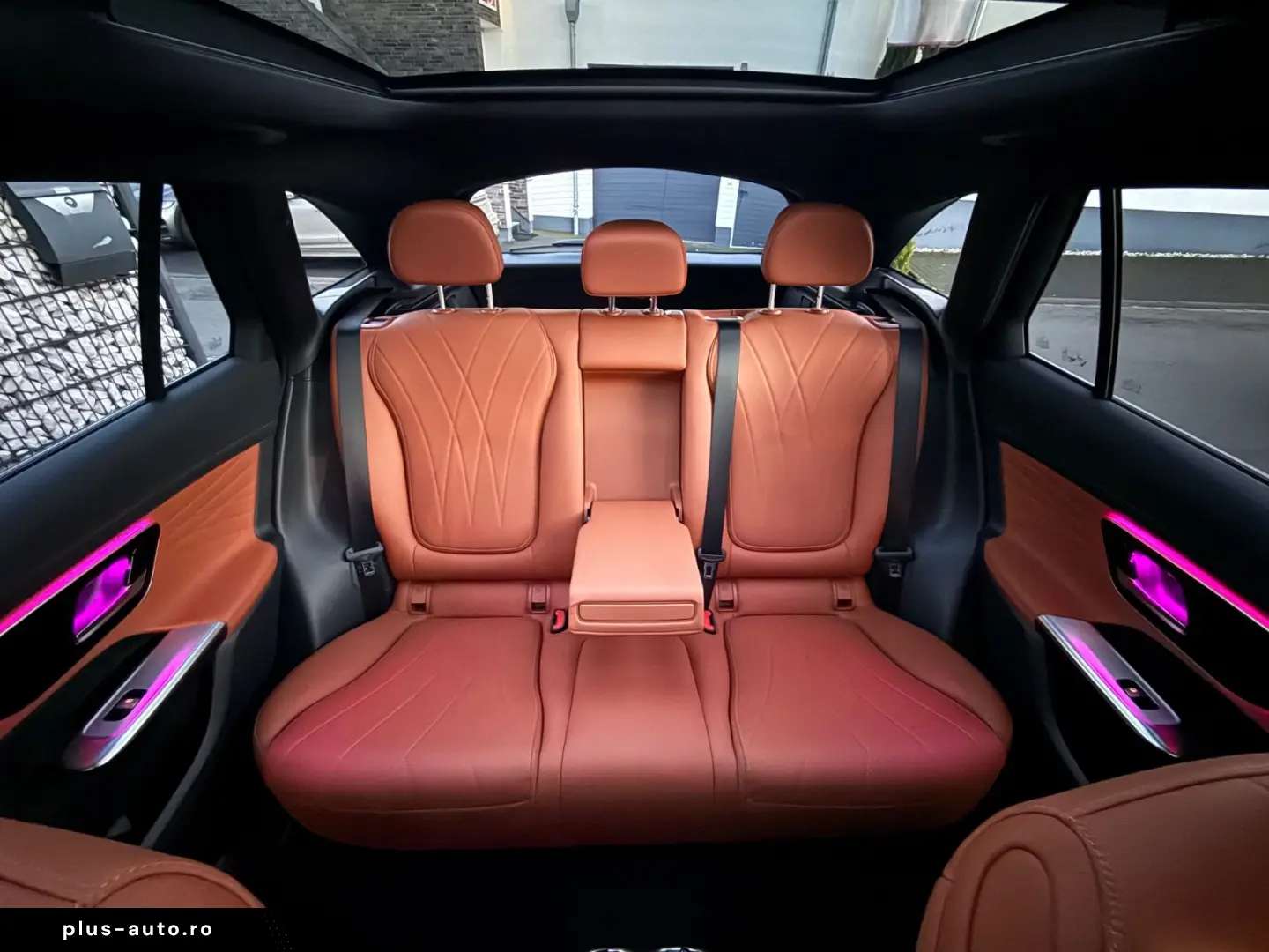 MERCEDES-BENZ GLC 300 d 4Matic AMG Line Pano 1HD Nappa-Braun