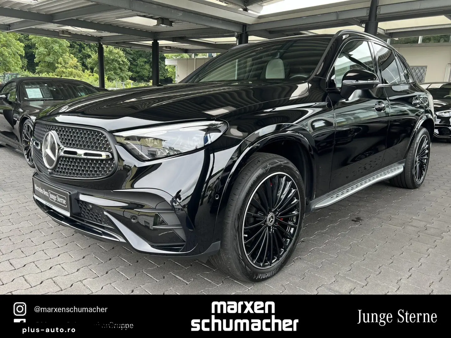 MERCEDES-BENZ GLC 300 de 4M AMG Pano Night Burm3D 360