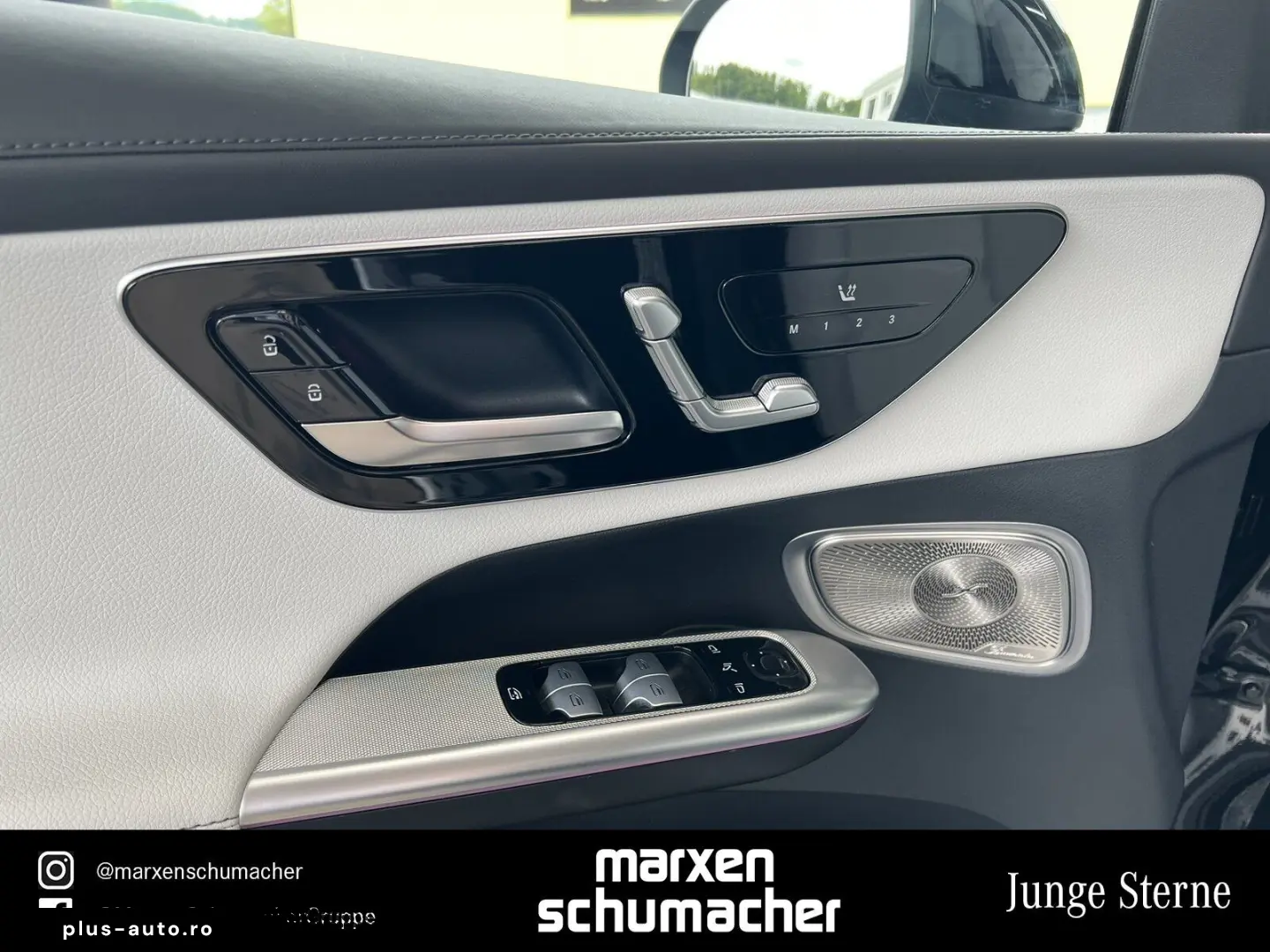 MERCEDES-BENZ GLC 300 de 4M AMG Pano Night Burm3D 360