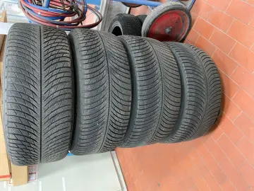 MERCEDES-BENZ GT 63 S E PERFORMANCE LEDER AIRMATIC HEADUP