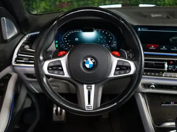 BMW X5 M xDRIVE COMPE PANO HUD AKRAPOVIČ