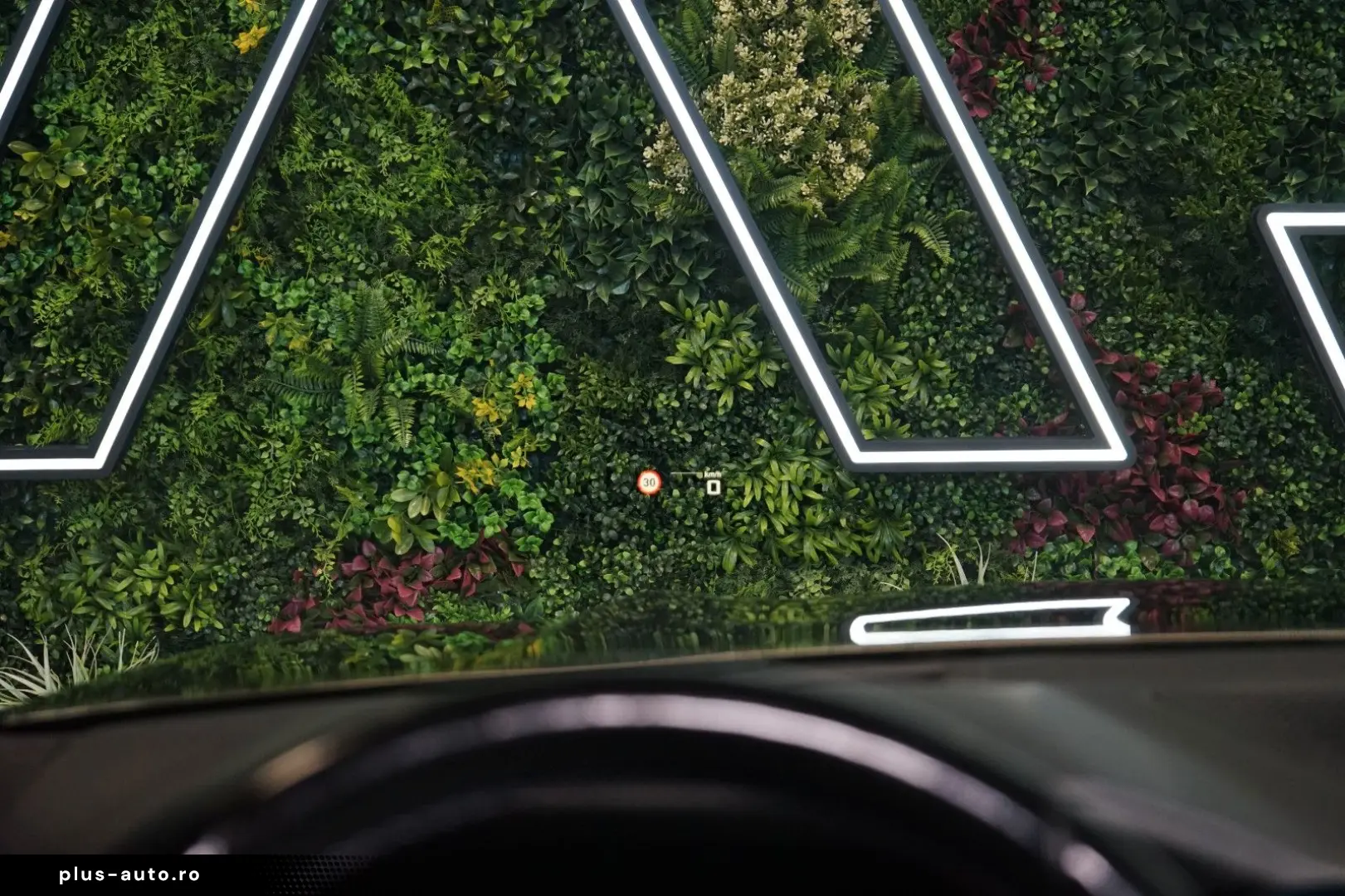 BMW X5 M xDRIVE COMPE PANO HUD AKRAPOVIČ