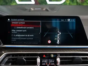 BMW X5 M xDRIVE COMPE PANO HUD AKRAPOVIČ