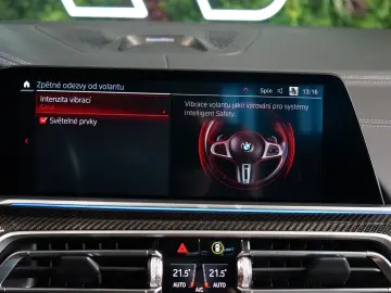 BMW X5 M xDRIVE COMPE PANO HUD AKRAPOVIČ