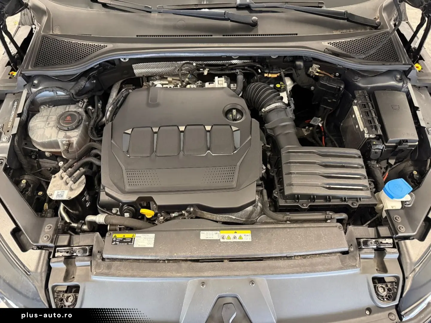 VW Arteon R-Line 2.0 TDI 4M HUD ACC AHK Matrix