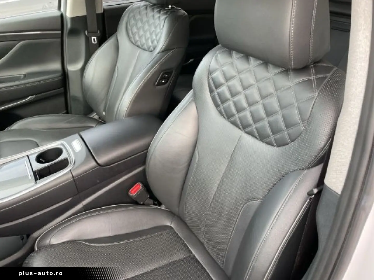 HYUNDAI SANTA FE 2.2 CRDi  Prime 4WD Autom. Leder  AHK