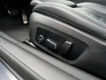 BMW 430i xDrive Cabrio M-Sport ACC NackenW Sitzlüft