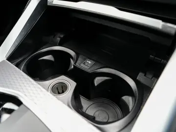 BMW 430i xDrive Cabrio M-Sport ACC NackenW Sitzlüft