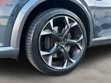 CUPRA Formentor VZ 4Drive 2.0 TSI DSG  AHK PANO BEATS