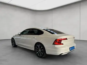 VOLVO S90 B5 D AWD Momentum-Pro Aut 360  Leder 19&ap&hellip;