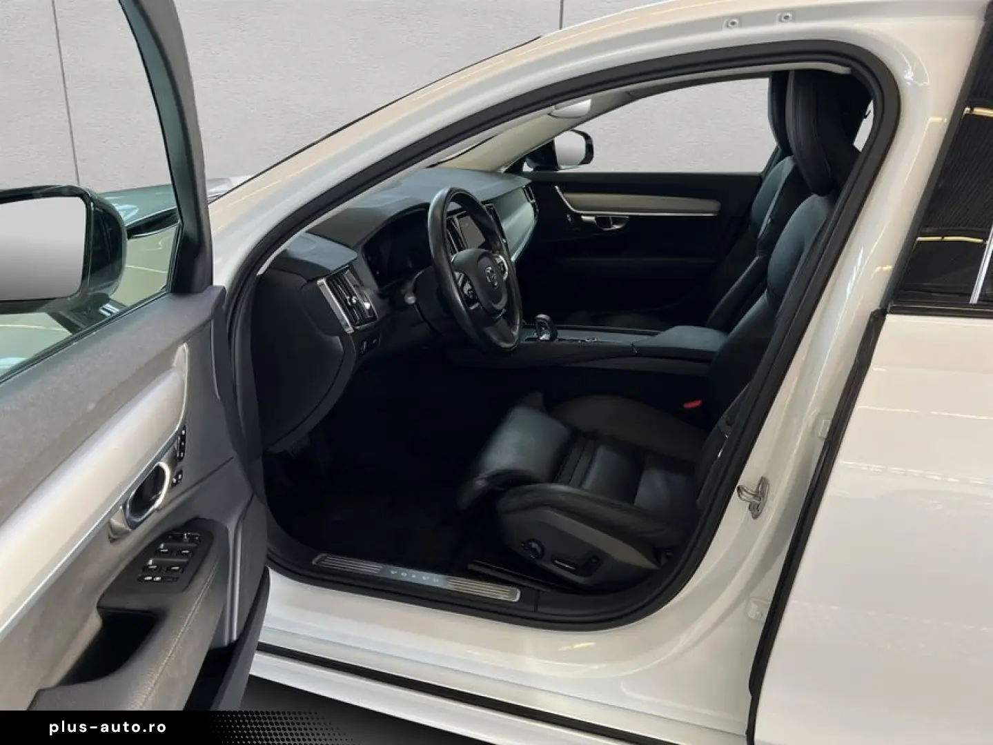 VOLVO S90 B5 D AWD Momentum-Pro Aut 360  Leder 19&ap&hellip;