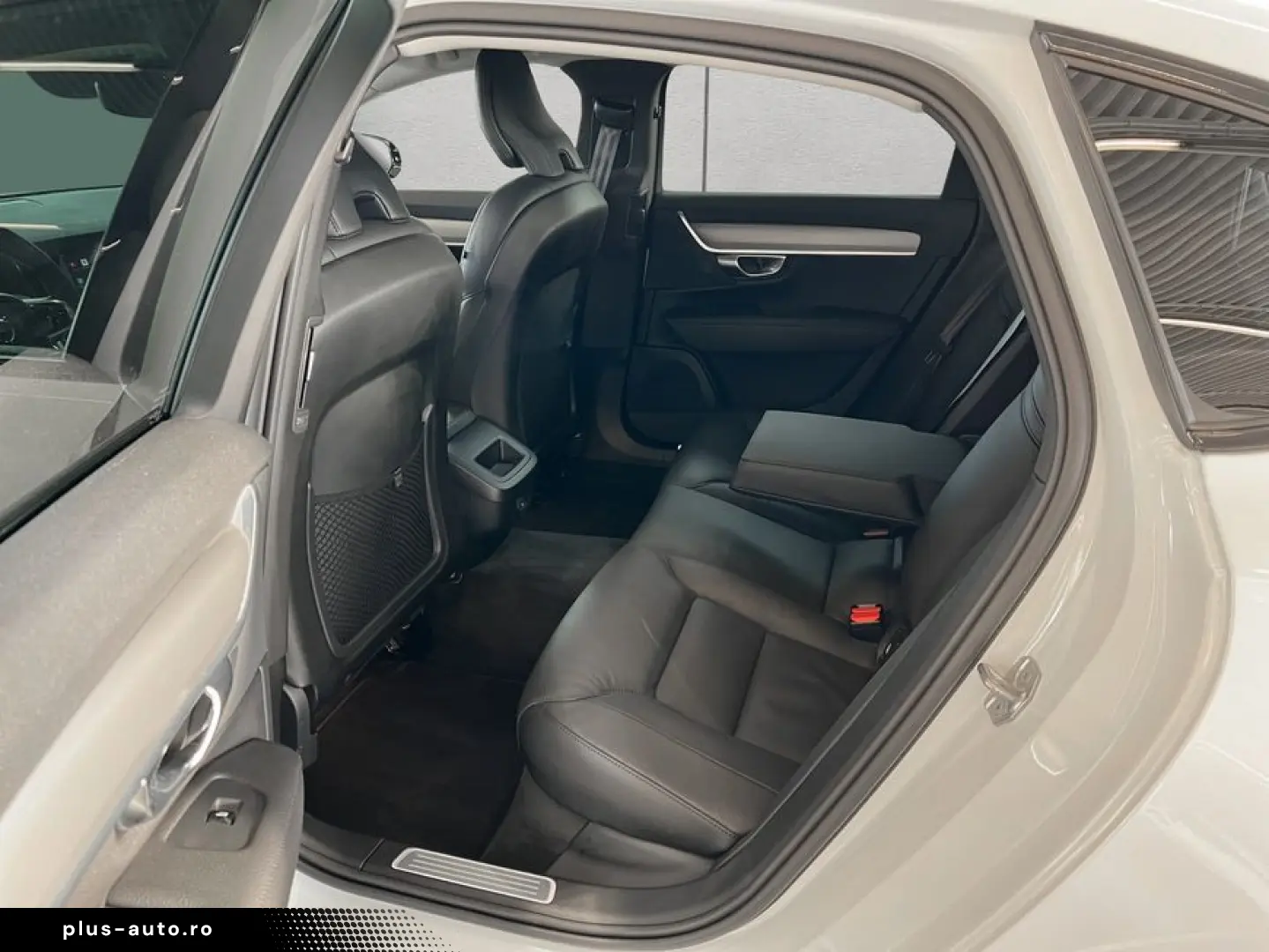 VOLVO S90 B5 D AWD Momentum-Pro Aut 360  Leder 19&ap&hellip;