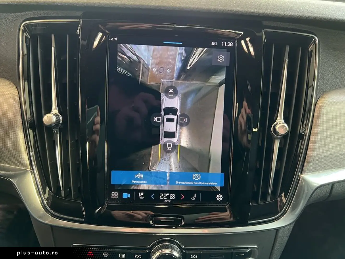 VOLVO S90 B5 D AWD Momentum-Pro Aut 360  Leder 19&ap&hellip;