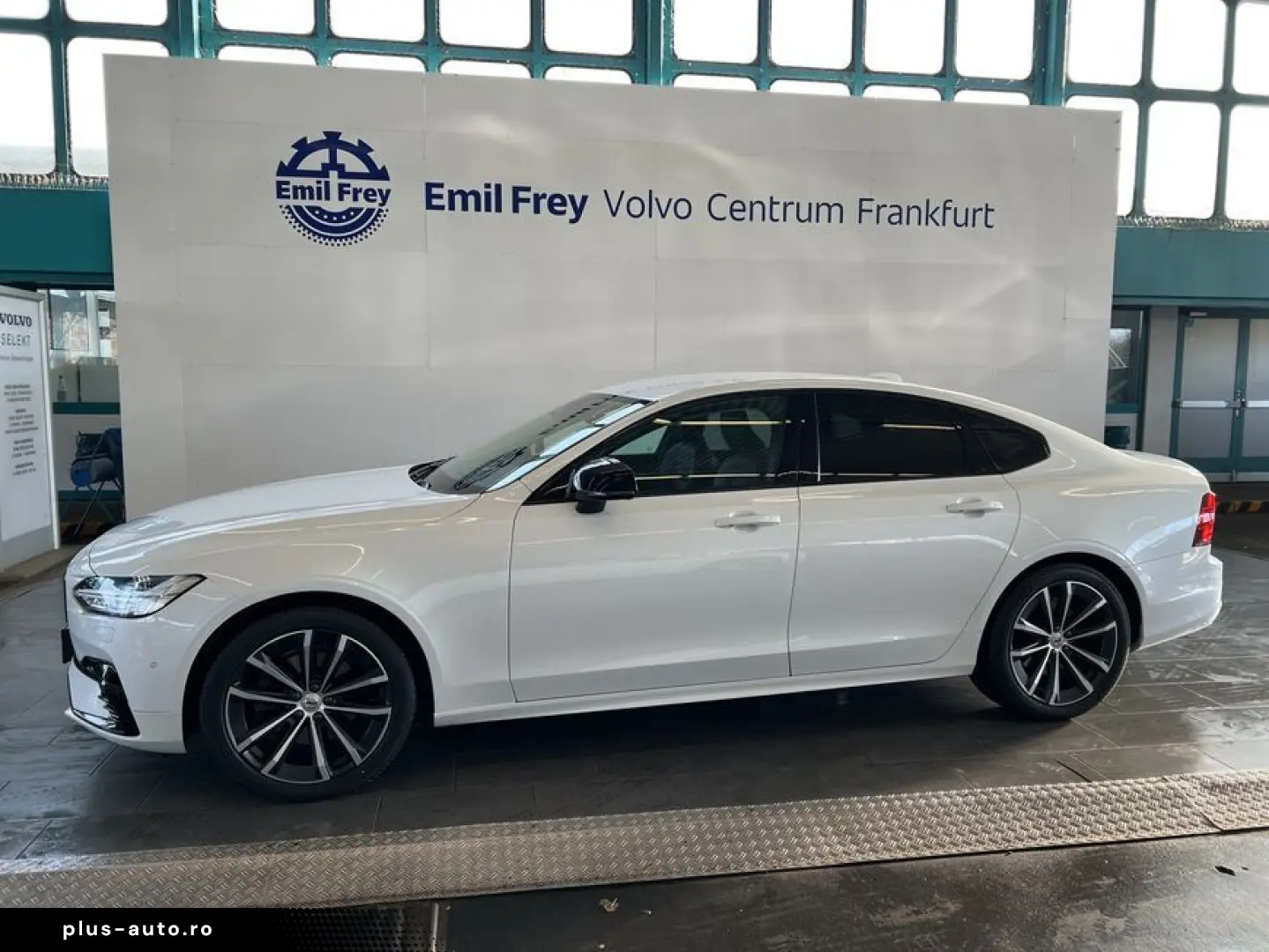 VOLVO S90 B5 D AWD Momentum-Pro Aut 360  Leder 19&ap&hellip;