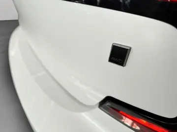 VOLVO S90 B5 D AWD Momentum-Pro Aut 360  Leder 19&ap&hellip;