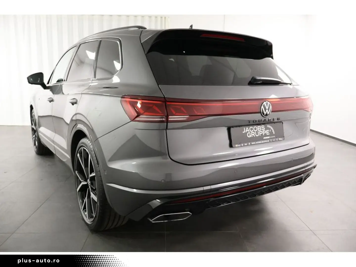 VW Touareg 3.0 TDI 4M R-Line  Black Style  Navi Mat