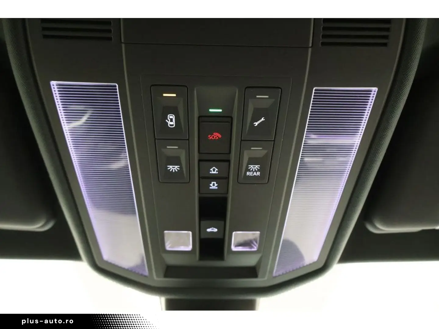 VW Touareg 3.0 TDI 4M R-Line  Black Style  Navi Mat