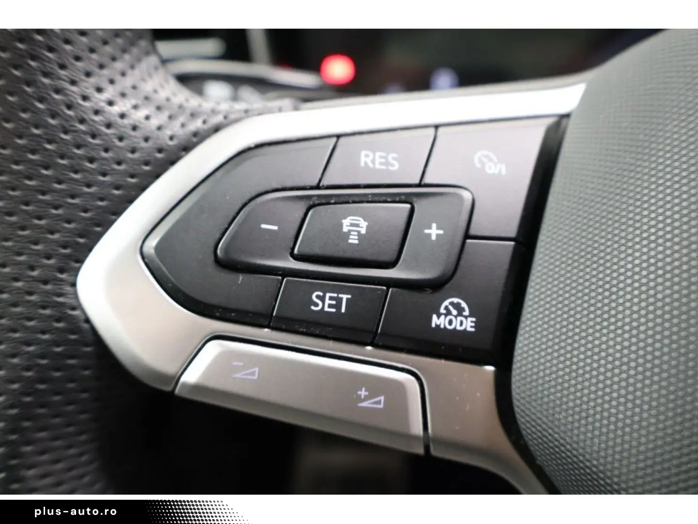 VW Touareg 3.0 TDI 4M R-Line  Black Style  Navi Mat