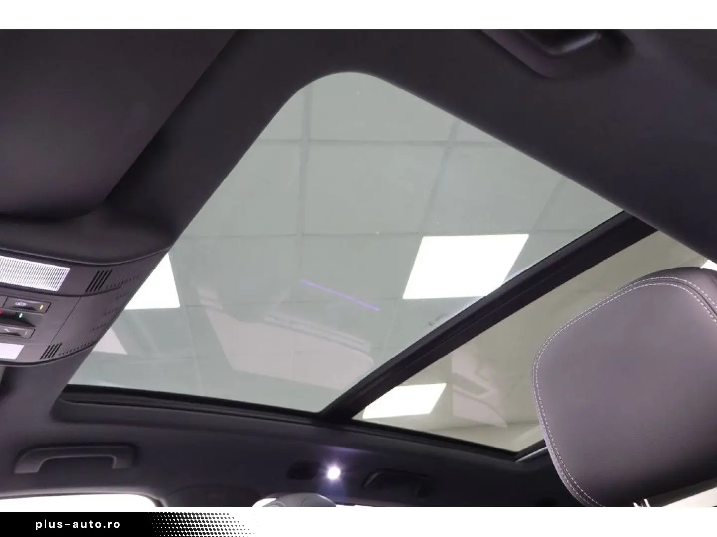 VW Touareg 3.0 TDI 4M R-Line  Black Style  Navi Mat