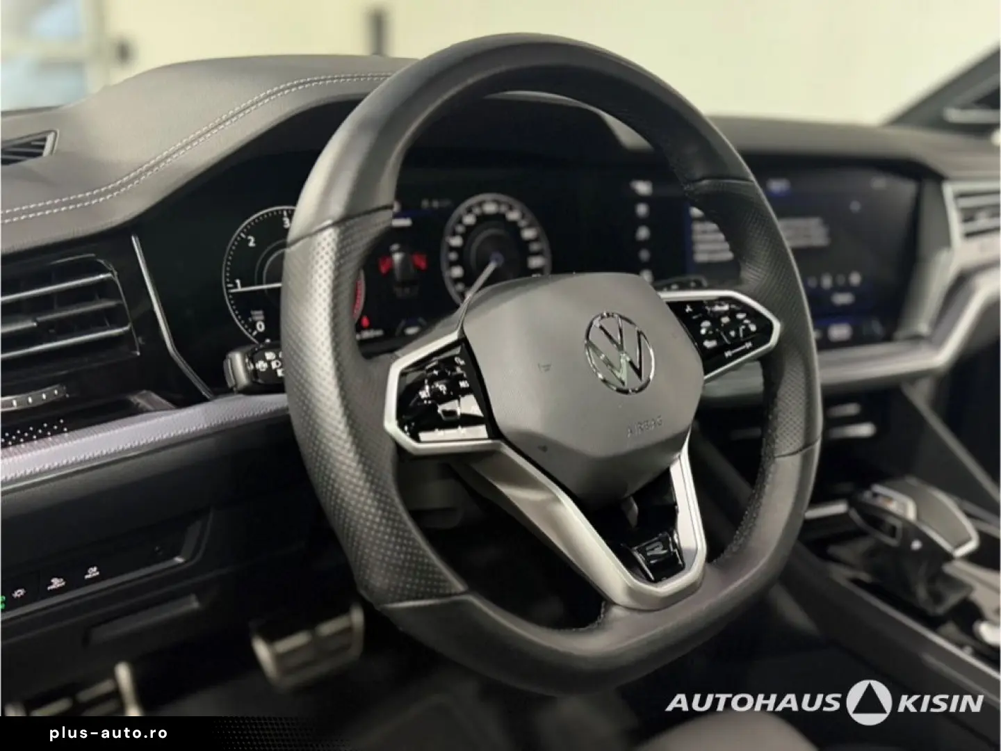 VW Touareg R-Line 3.0 V6 TDI  HUD Panor StdH Matrti