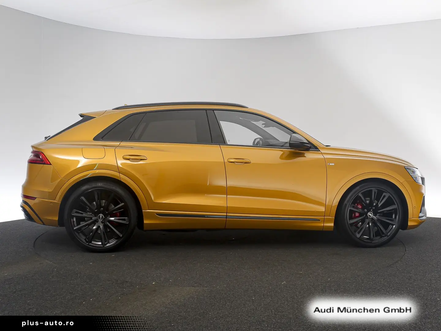 AUDI Q8 55 TFSI qu. tiptr. Pano LuftFed ACC