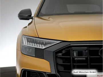 AUDI Q8 55 TFSI qu. tiptr. Pano LuftFed ACC