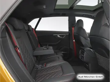AUDI Q8 55 TFSI qu. tiptr. Pano LuftFed ACC