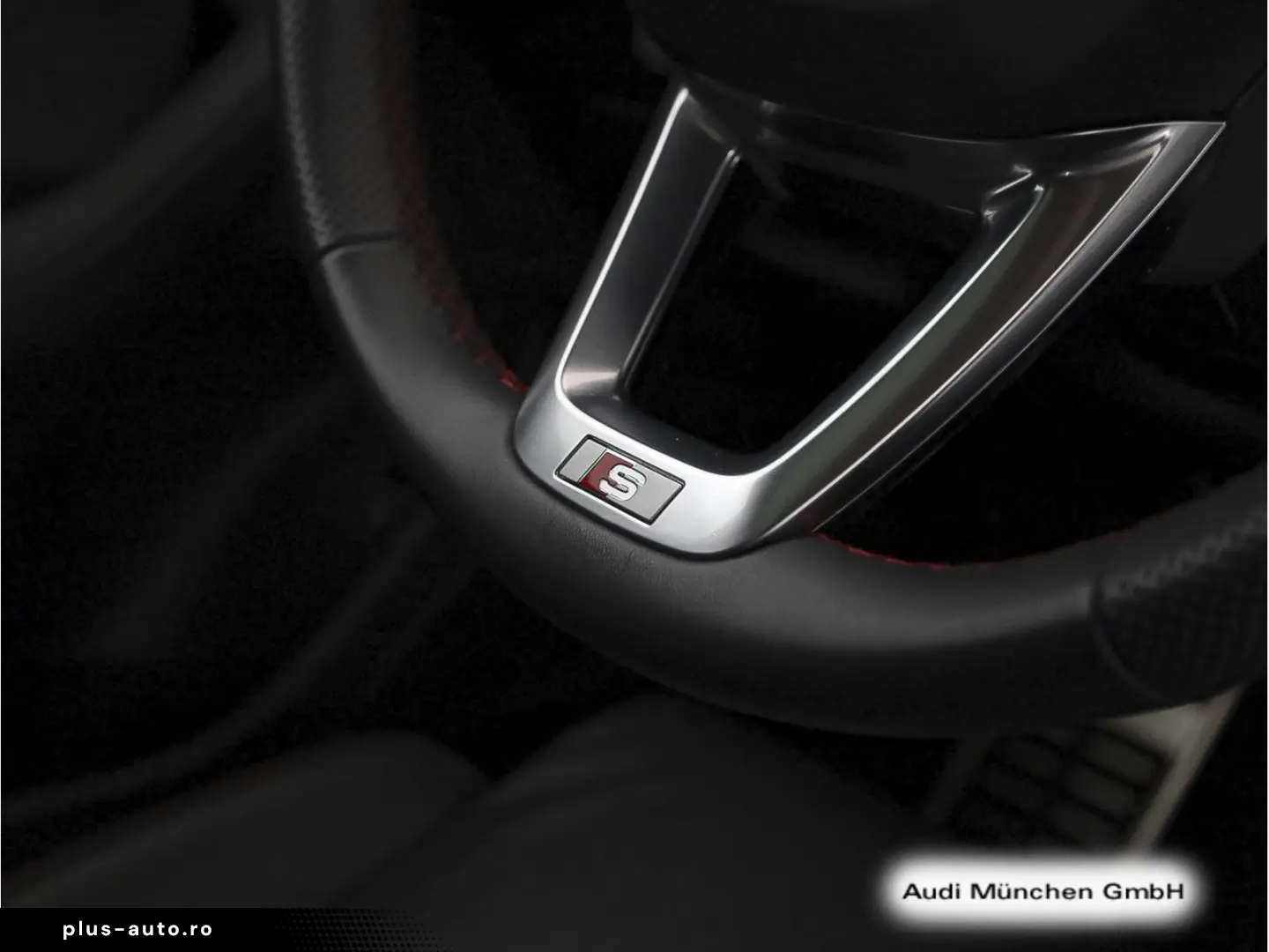 AUDI Q8 55 TFSI qu. tiptr. Pano LuftFed ACC