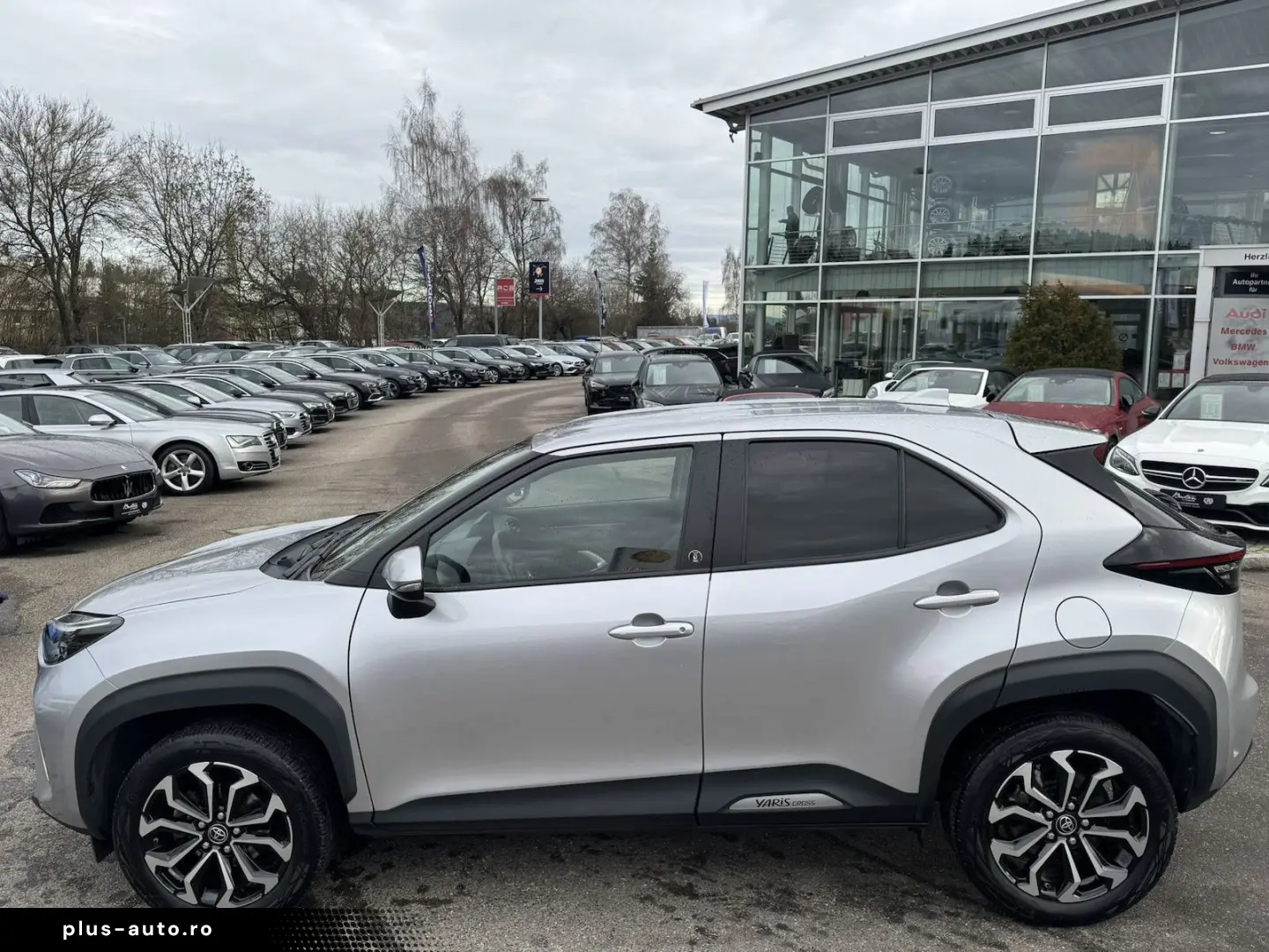 TOYOTA Yaris Cross HYBRID FWD TEAM DE KAMERA NAVI 1.HD