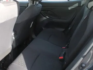 TOYOTA Yaris Cross Hybrid FWD Comfort