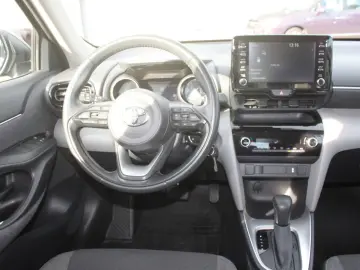 TOYOTA Yaris Cross Hybrid FWD Comfort