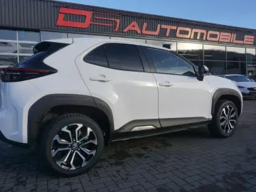 TOYOTA Yaris Cross 1.5 Hybrid Team D Automatik 115PS
