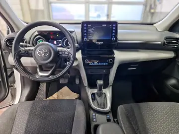 TOYOTA Yaris Cross Hybrid FWD Comfort