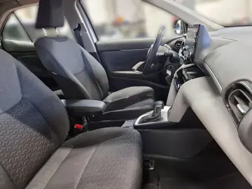 TOYOTA Yaris Cross Hybrid FWD Comfort