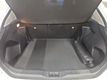 TOYOTA Yaris Cross Hybrid FWD Comfort