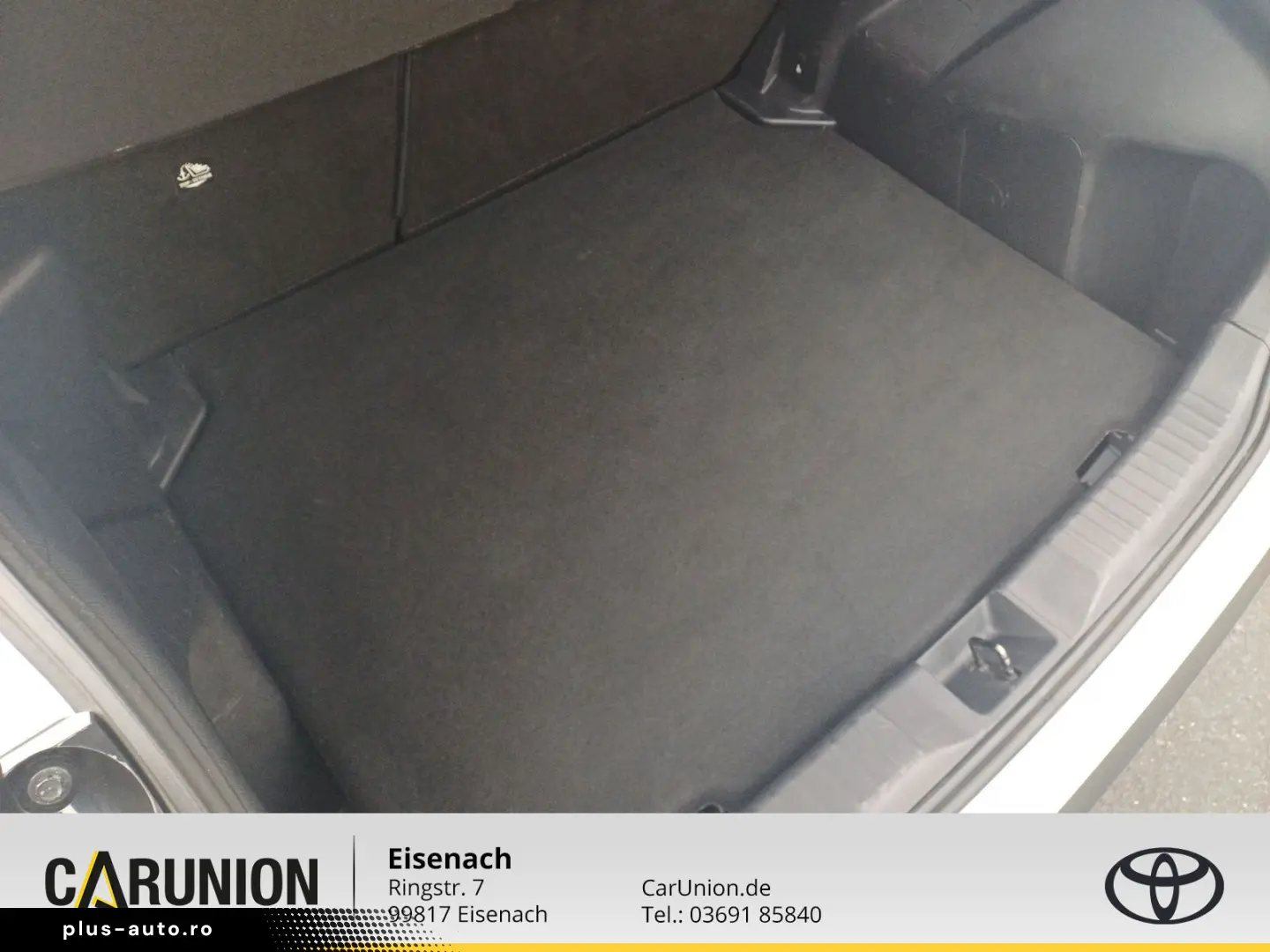 TOYOTA Yaris Cross 1.5 Hybrid Team D   AHZV  Navi