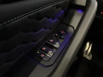 BMW X6 M Competition DA PA Prof BW SkyLounge Massage