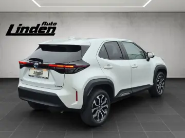 TOYOTA Yaris Cross Hybrid Team D Kamera Carplay LED