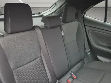 TOYOTA Yaris Cross Hybrid Team D Kamera Carplay LED