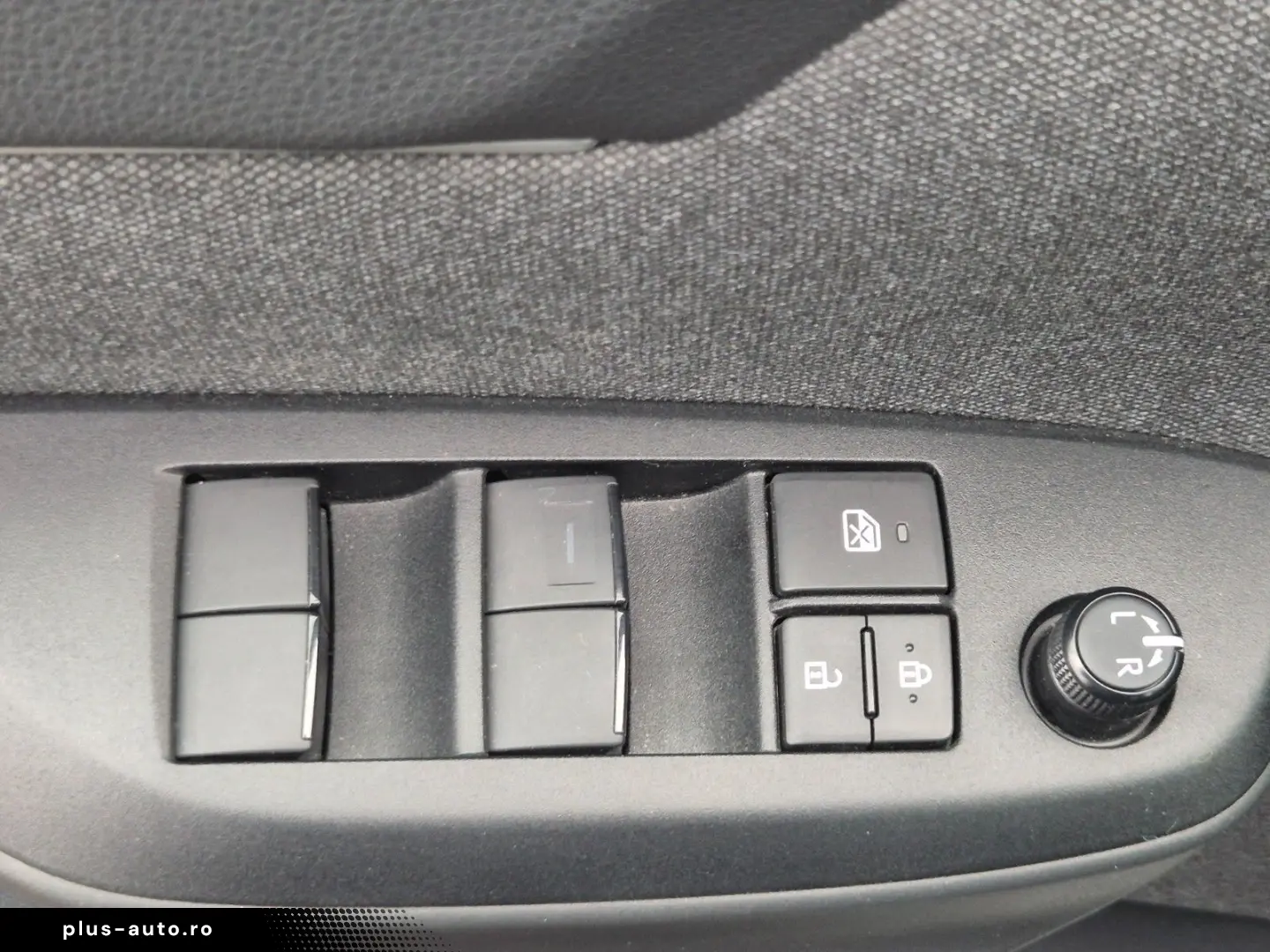 TOYOTA Yaris Cross Hybrid Team D Kamera Carplay LED