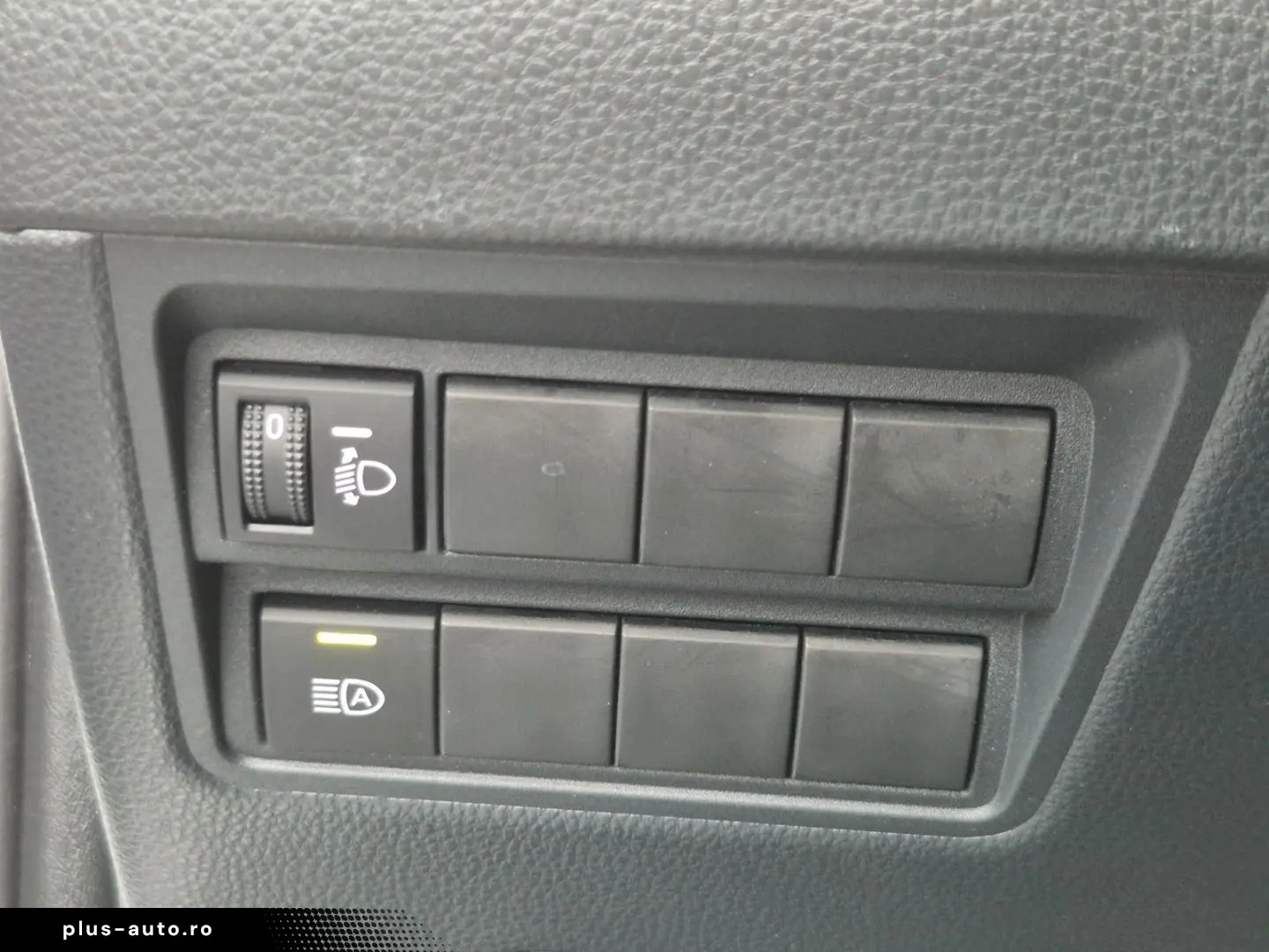 TOYOTA Yaris Cross Hybrid Team D Kamera Carplay LED