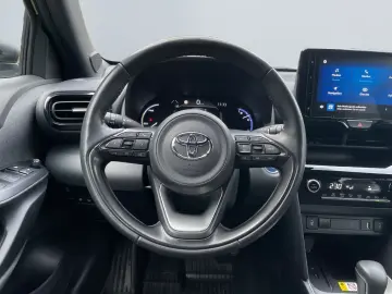 TOYOTA Yaris Cross Hybrid 1.5 Team D  Navi hzb Front SH