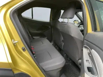 TOYOTA Yaris Cross Hybrid 1.5 Team D  Navi hzb Front SH