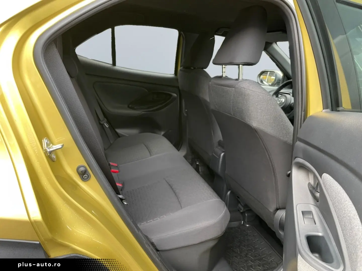 TOYOTA Yaris Cross Hybrid 1.5 Team D  Navi hzb Front SH