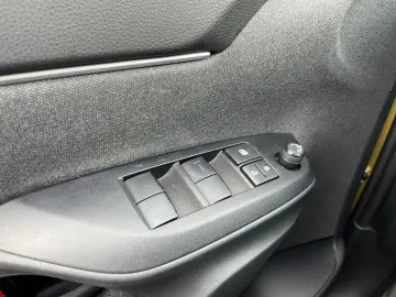 TOYOTA Yaris Cross Hybrid 1.5 Team D  Navi hzb Front SH