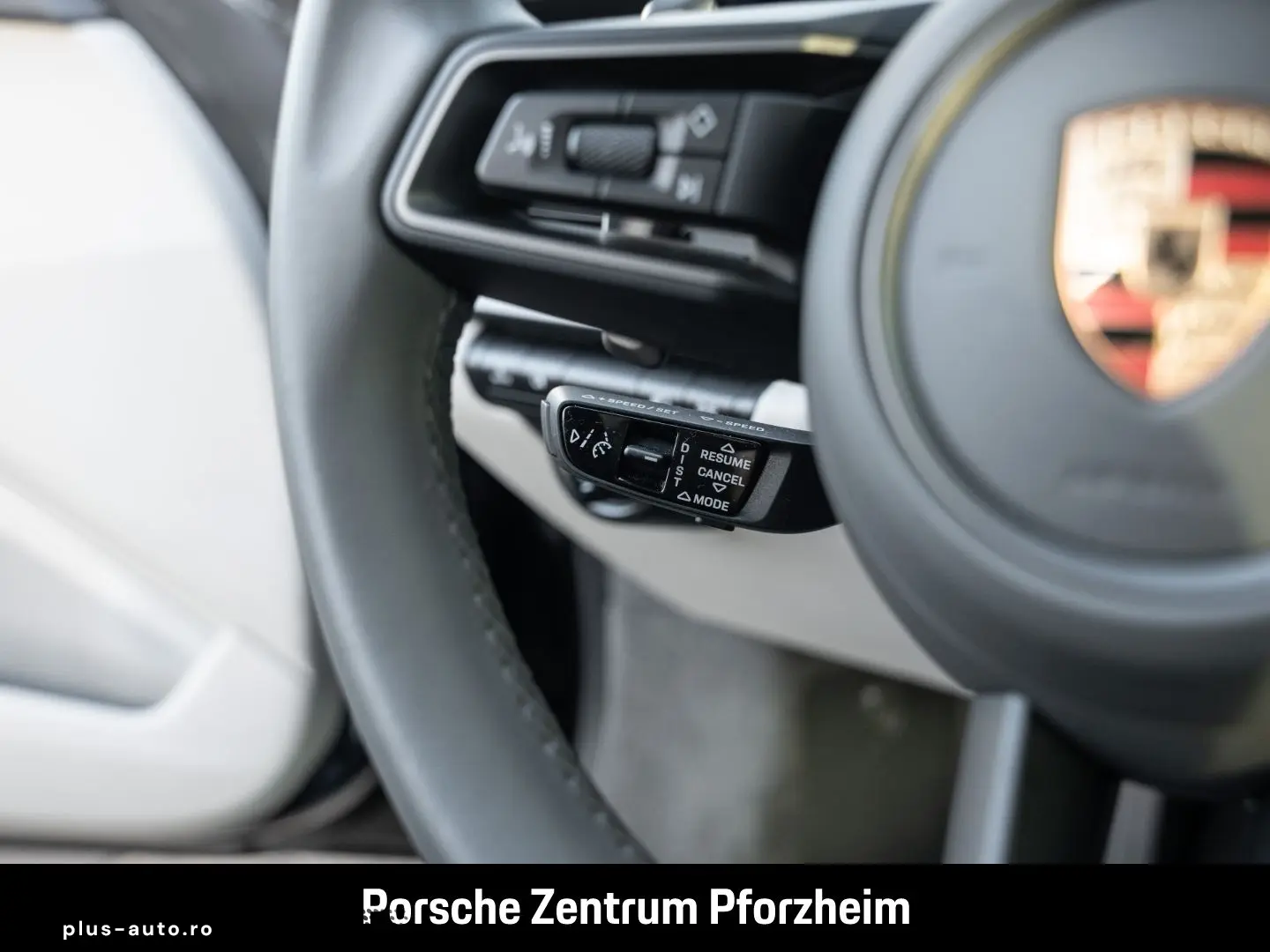 PORSCHE 992 911 Carrera 4S Burmester Liftsystem-VA LED