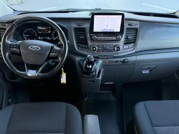 FORD CUSTOM 8 1 HYBRID