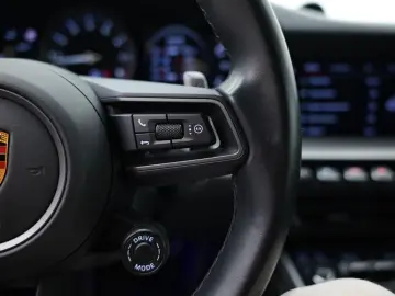 PORSCHE 992 Cabrio 3.0 Carrera 4 S  Chrono Lift BOSE Spo