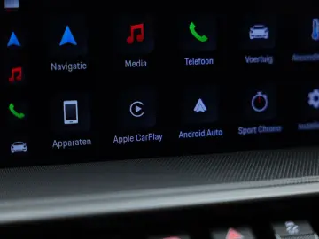 PORSCHE 992 Cabrio 3.0 Carrera 4 S  Chrono Lift BOSE Spo