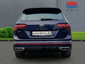 VW Tiguan Allspace 2.0 TDI R-Line 4Motion HUD Stand